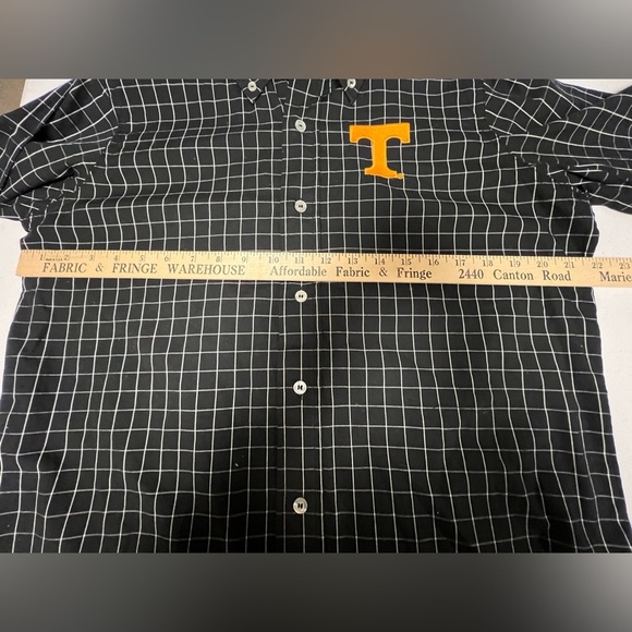 TENNESSEE SHIRT RIVALRY THREADS 91 Black and White Checkered Men's Shirt MED - Picture 7 of 11